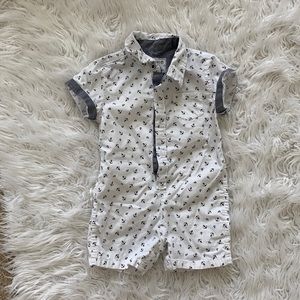 White onsie with anchors